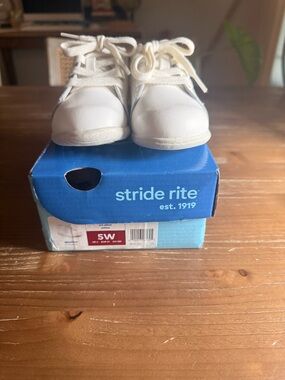 Stride Rite White Toddler Lace-Up Dress Shoes